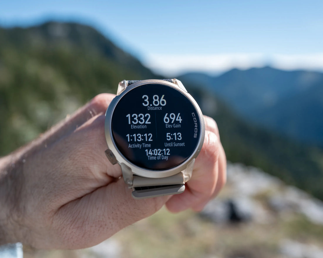COROS PACE 4 Jakob Ingebrigtsen Edition v ruke po ukončenej aktivite v horách – recenzia po mesiacoch testovania