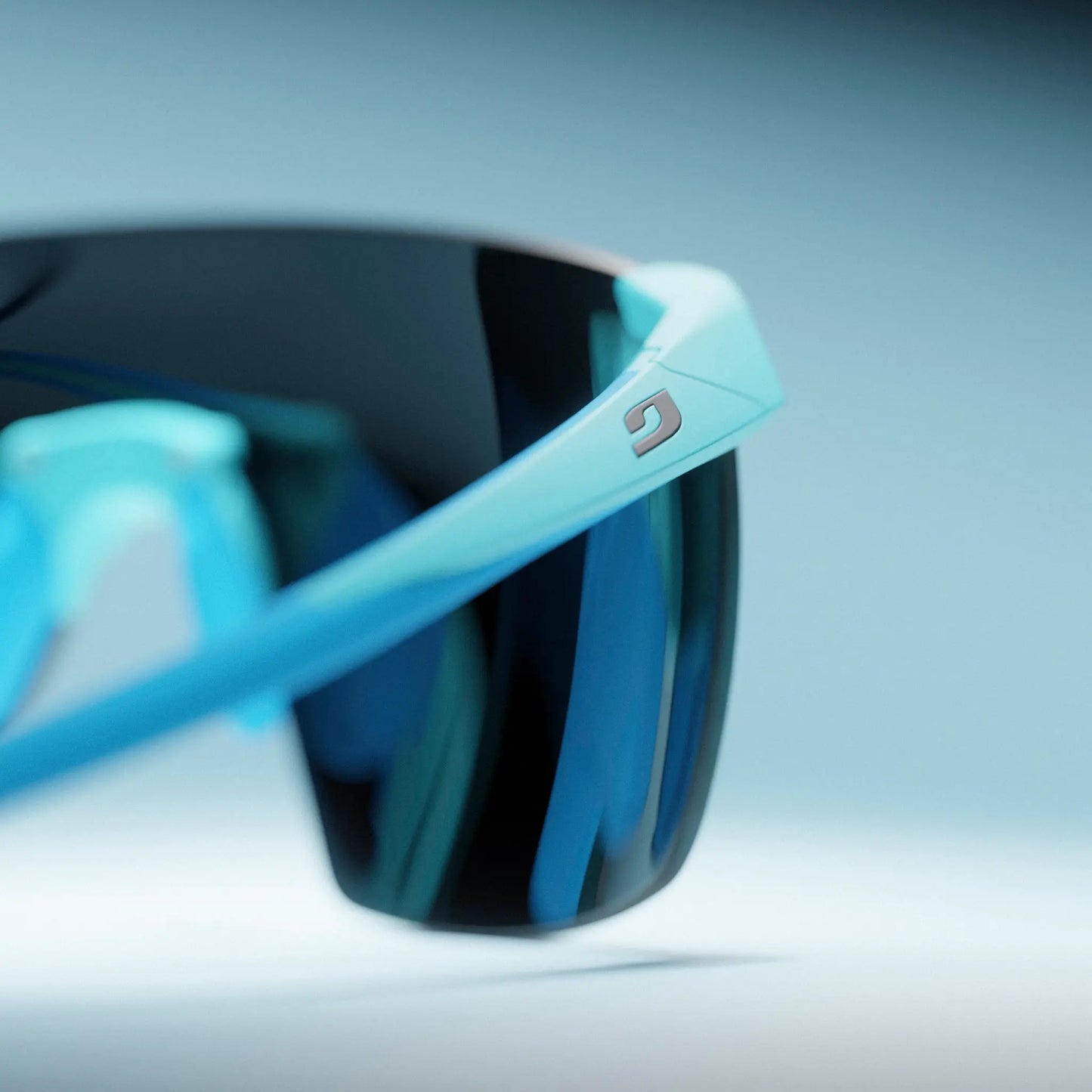 Julbo Faster L Kilian Jornet REACTIV – Light Blue Glacier